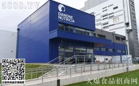 早在1987年,達(dá)能就進(jìn)入中國(guó)市場(chǎng),并在廣州成立酸奶公司。 早在1987年,達(dá)能就進(jìn)入中國(guó)市場(chǎng),并在廣州成立酸奶公司。