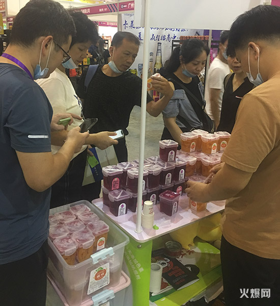 10年經(jīng)營屢創(chuàng)暢銷奇跡,這款與眾不同的果肉飲品銷量逐月上漲! 10年經(jīng)營屢創(chuàng)暢銷奇跡,這款與眾不同的果肉飲品銷量逐月上漲!