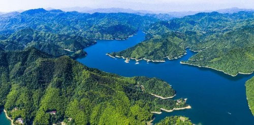 “中國(guó)好水搬運(yùn)工”迎駕山泉強(qiáng)勢(shì)登場(chǎng) “中國(guó)好水搬運(yùn)工”迎駕山泉強(qiáng)勢(shì)登場(chǎng)