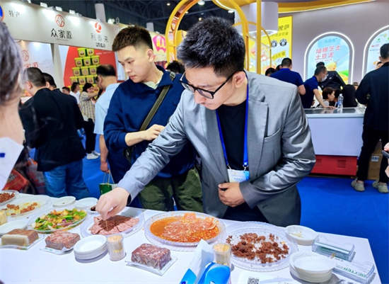 低任務(wù),高補(bǔ)貼,簽省代!萬億植物基市場等你來,新素食春糖火爆招商 低任務(wù),高補(bǔ)貼,簽省代!萬億植物基市場等你來,新素食春糖火爆招商