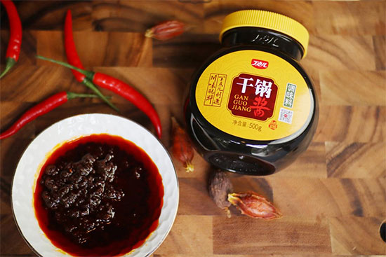 丁點(diǎn)兒食品丨舌尖上的川香宴,丁點(diǎn)兒干鍋醬帶你體驗(yàn)地道川味 丁點(diǎn)兒食品丨舌尖上的川香宴,丁點(diǎn)兒干鍋醬帶你體驗(yàn)地道川味